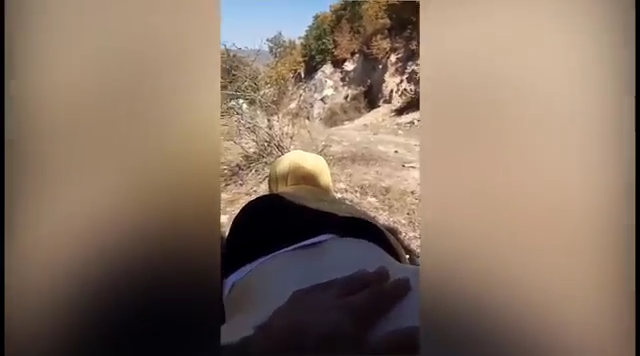 Türbanlı kadın doğada domaltmış sikilirken hadi diyor biri gelecek bitir işini